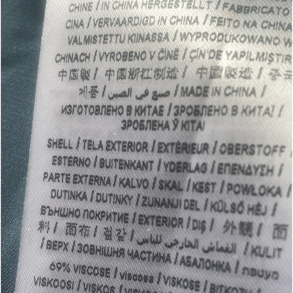 NWT Guess by Marciano Blue Jumpsuit with V-Neck and Belt size 6 - Picture 9 of 10